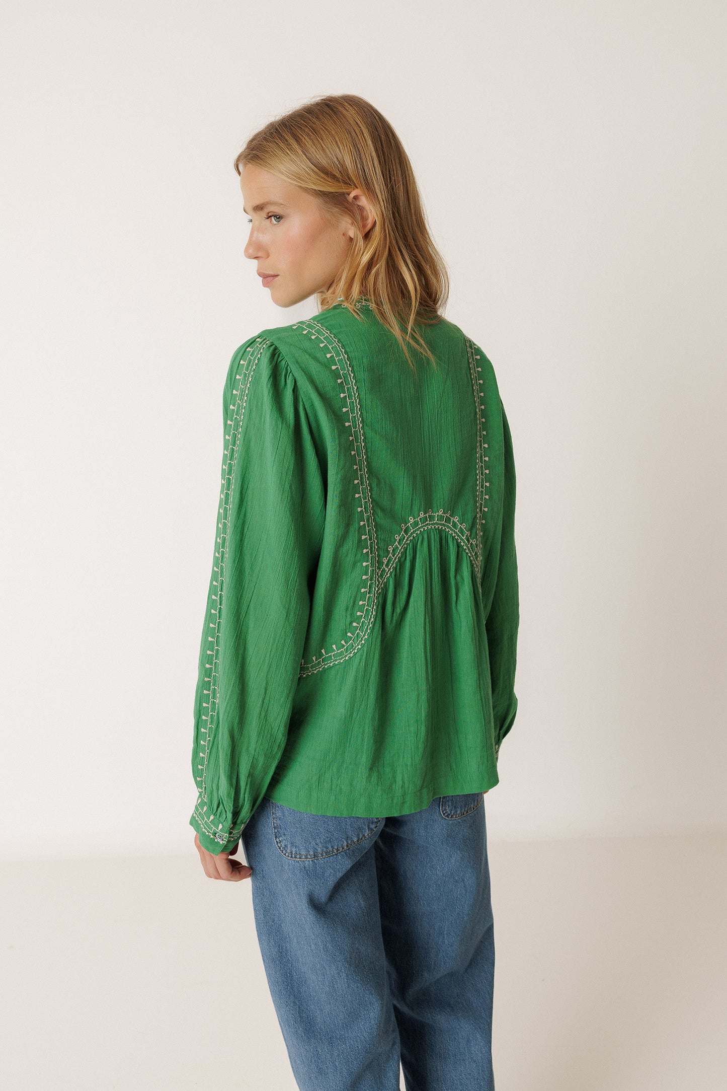 ETHNIC-EMBROIDERY BLOUSE