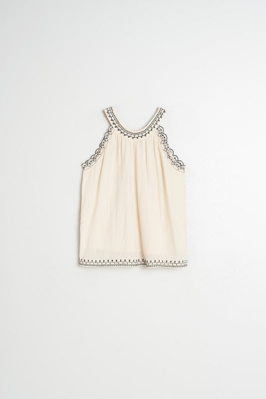 CONTRAST-EMBROIDERY TOP 5