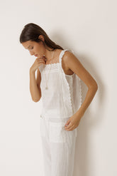 [CL] STRAPPY LACE TOP