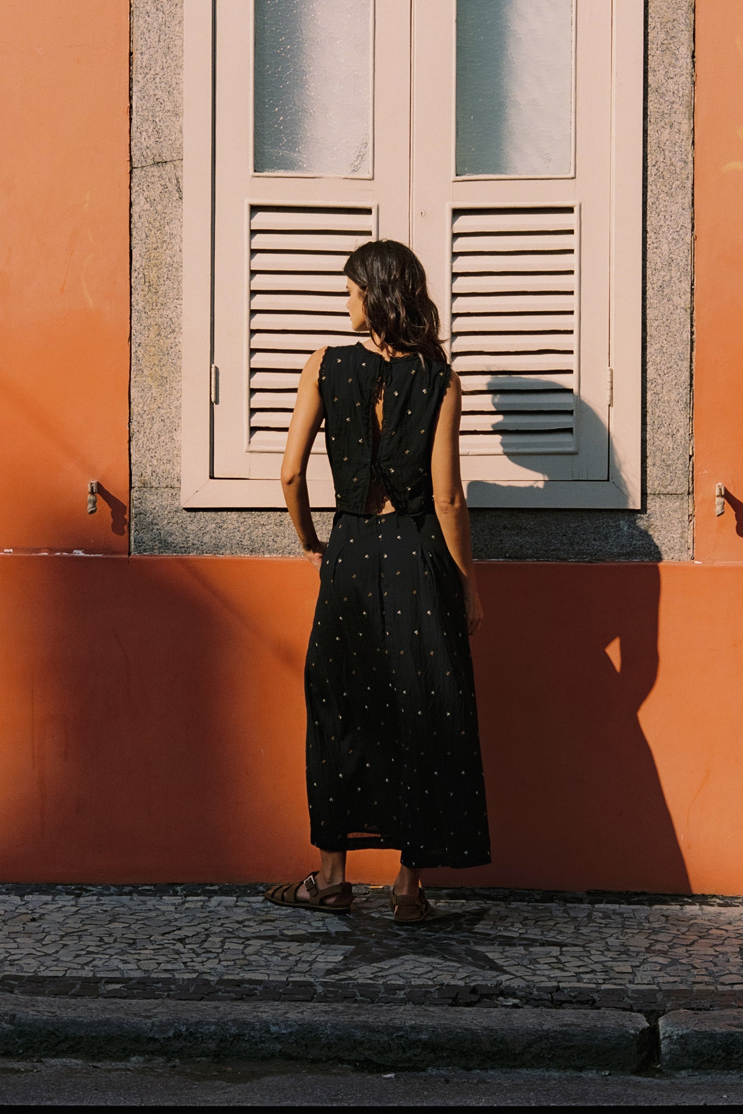 FLORAL EMBROIDERED DRESS