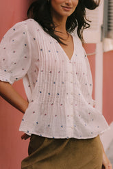 ROMANTIC FLORAL EMBROIDERED SHIRT