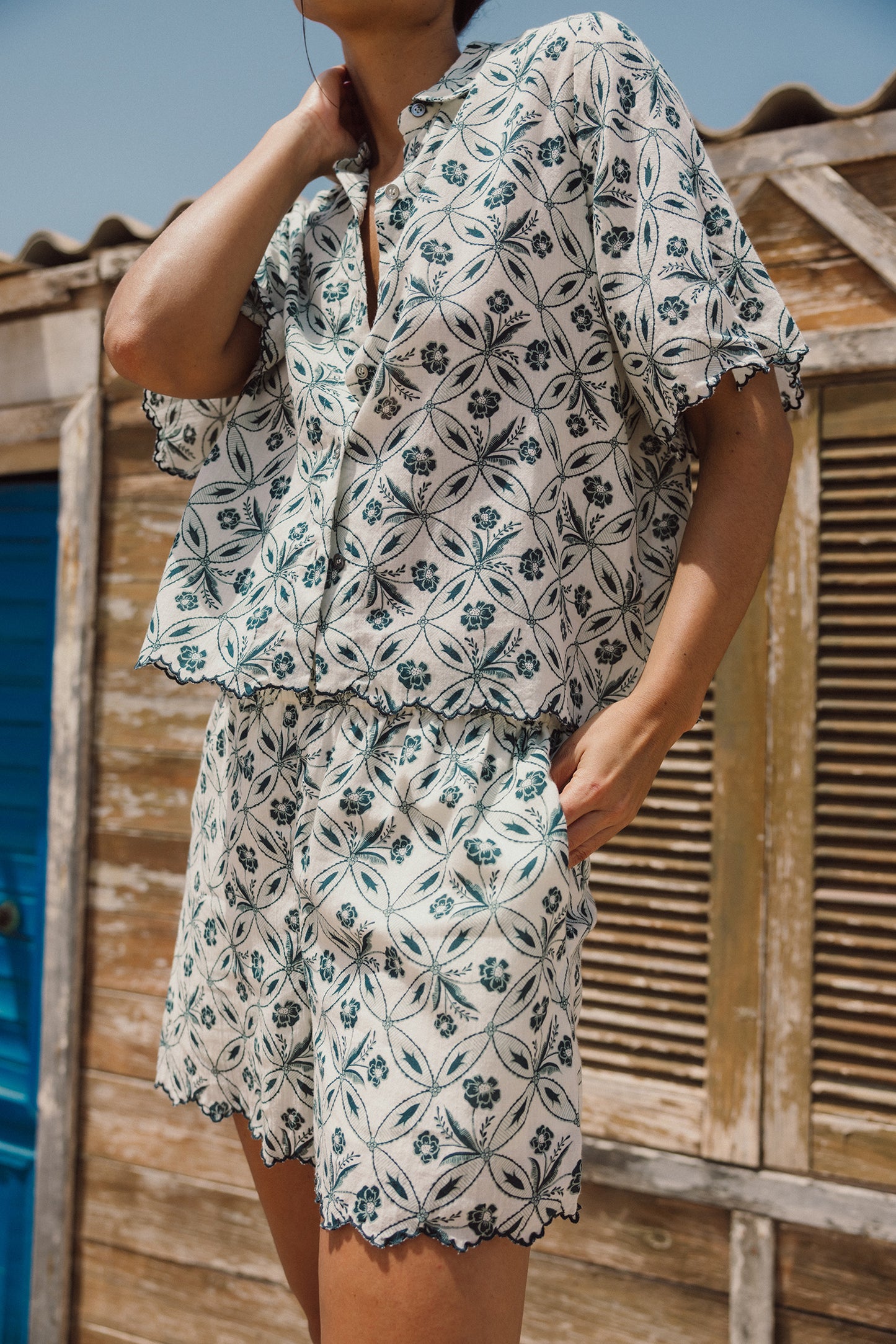 VINTAGE PRINT SHIRT