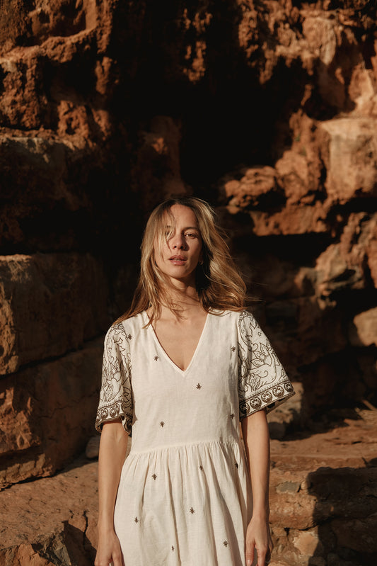 EMBROIDERED DRESS 1