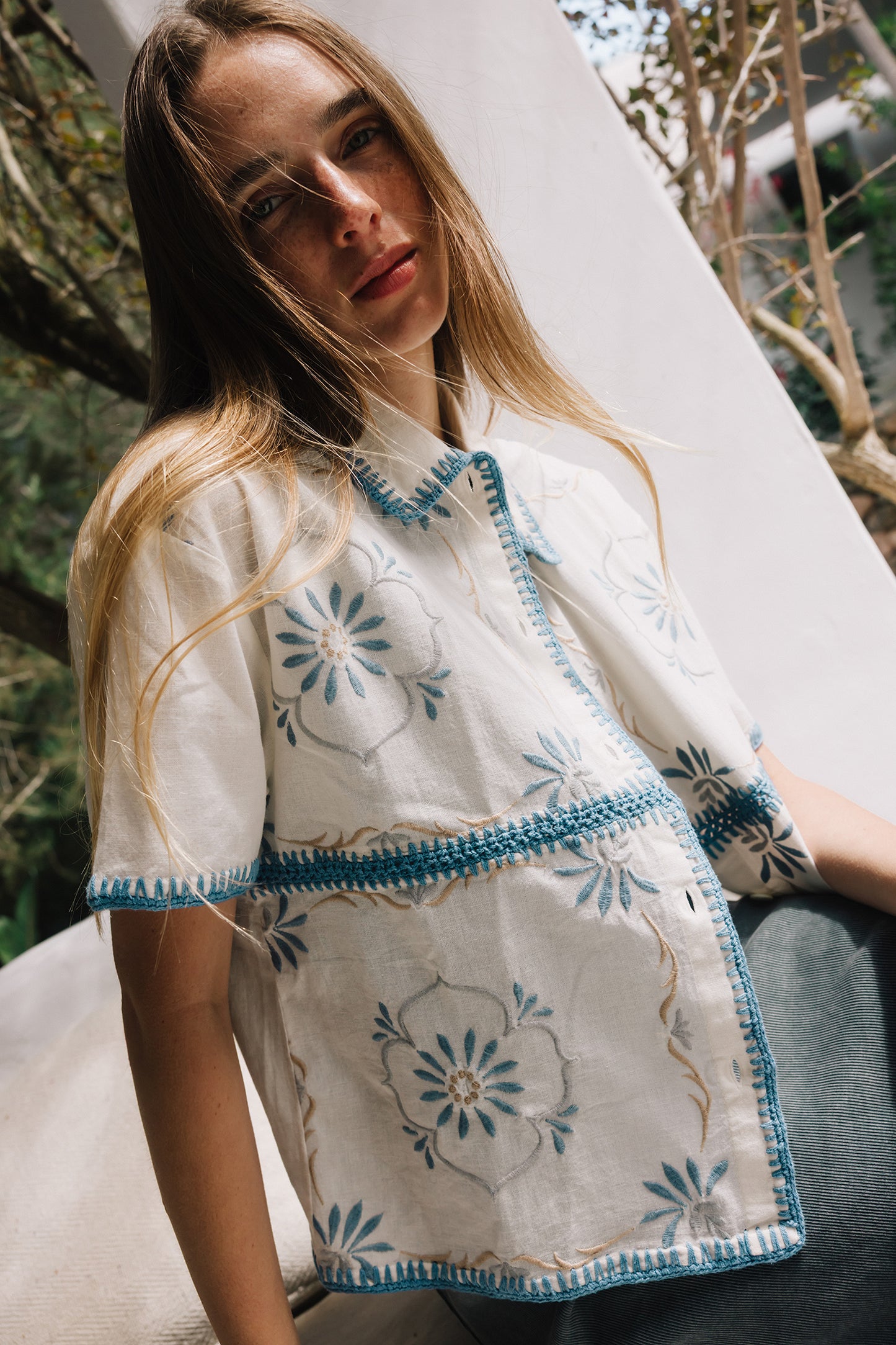 FLORAL EMBROIDERED SHIRT