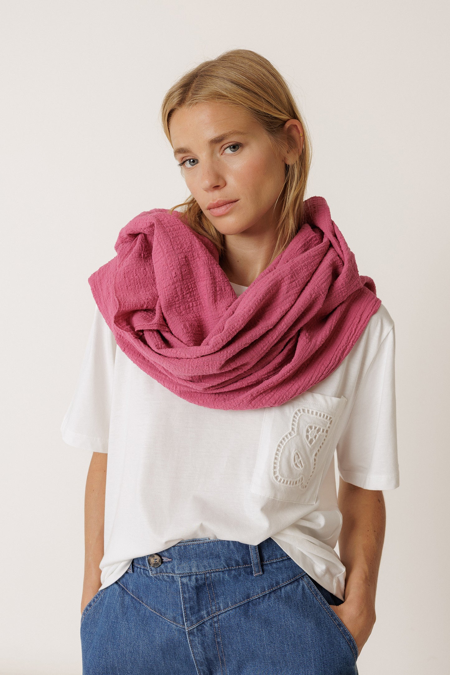 COTTON-TEXTURED SCARF