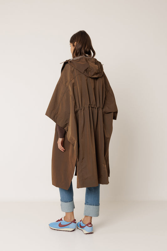 WATERPROOF RAINCOAT / CAPE 3