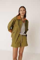 SHORT RAINCOAT