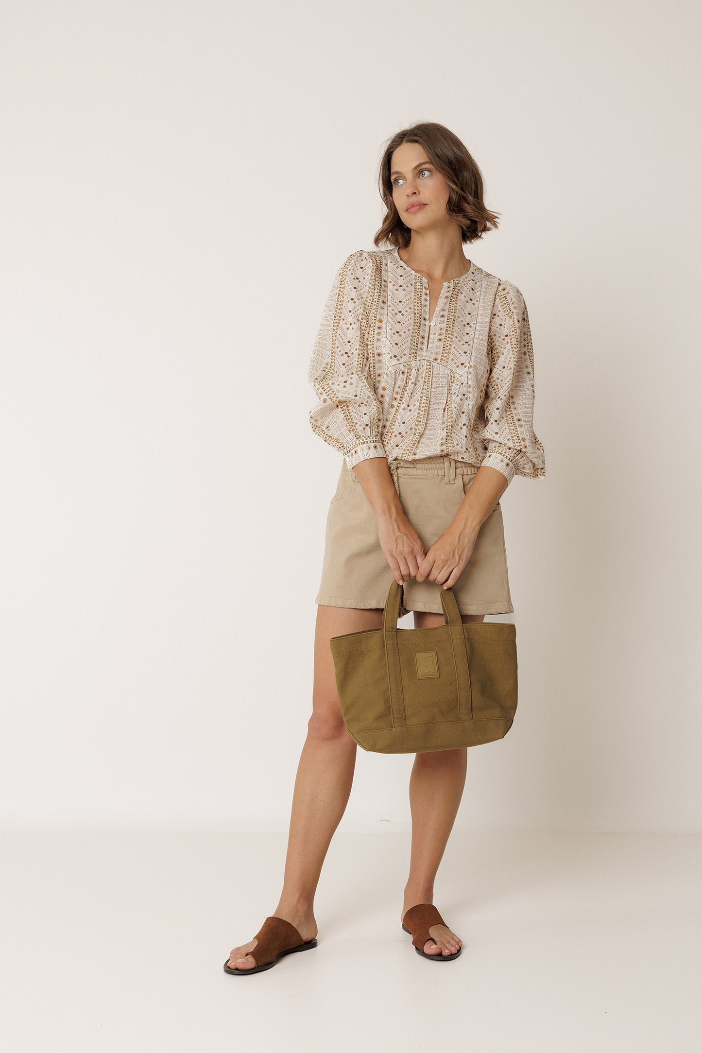 HEMSTITCH-DETAILS BLOUSE