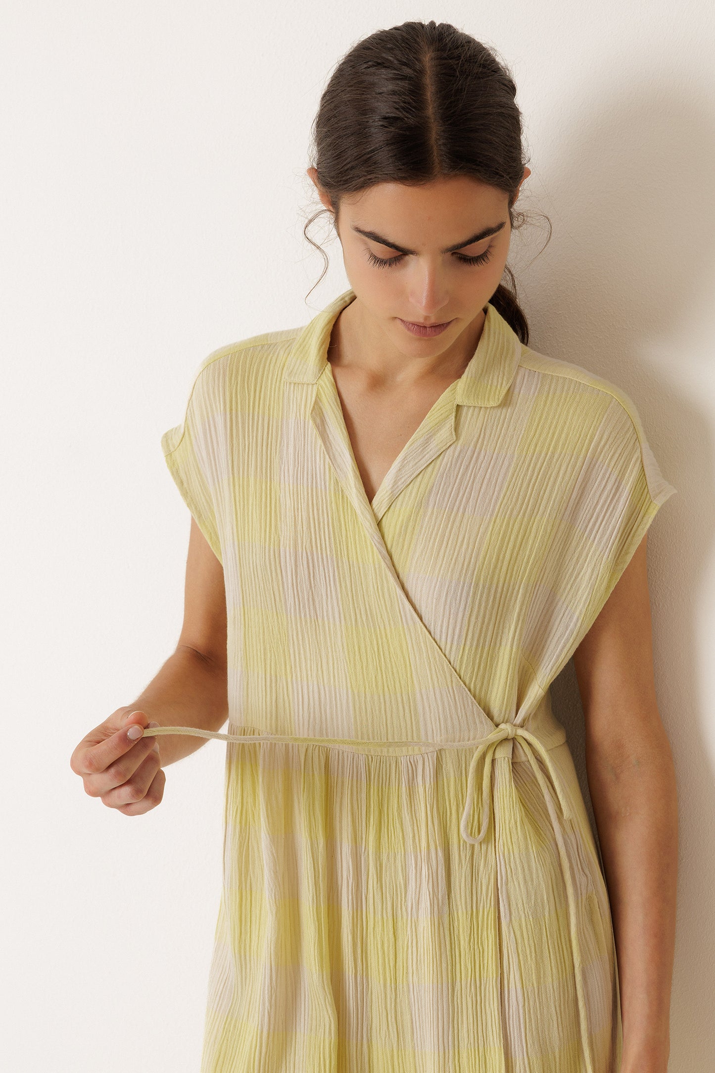 CROSSOVER GINGHAM DRESS