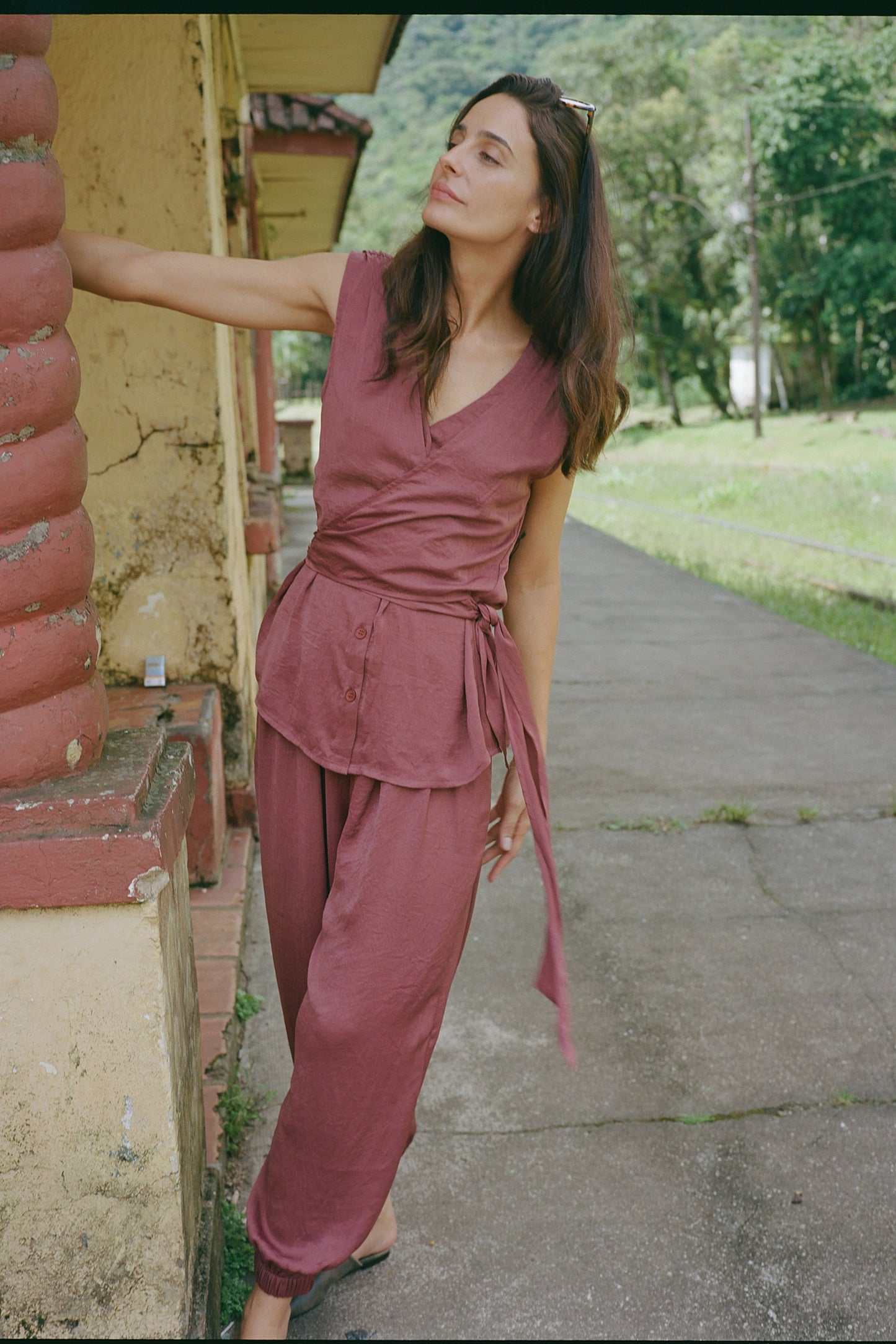 SATIN BALLOON PANTS