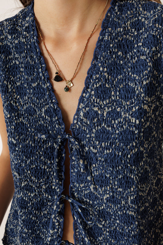 ELASTIC VEST WITH TIE 5