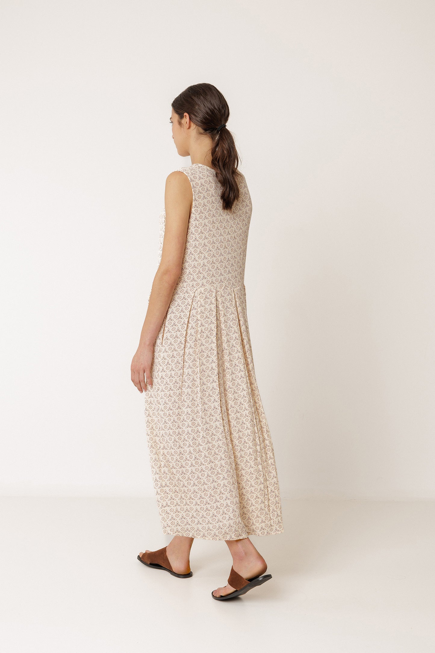 MULTIPOSITION BLOCK-PRINT DRESS