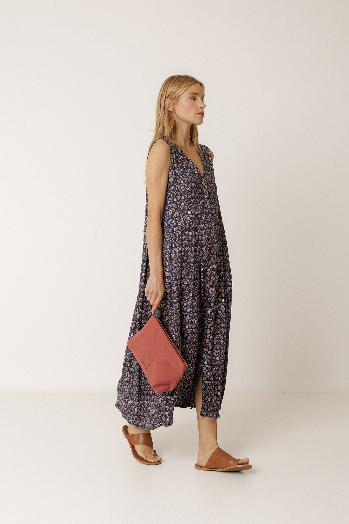 MULTIPOSITION BLOCK-PRINT DRESS