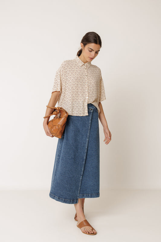 [CL] OVERSIZE BLOCK-PRINT SHIRT 1