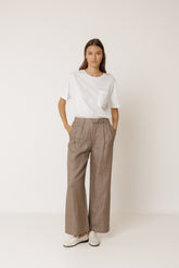 PLEATED LINEN PANT