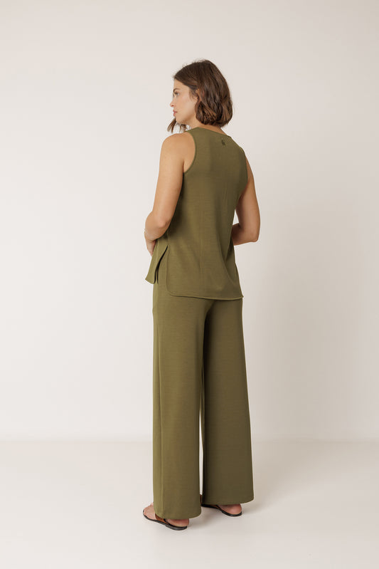 FLOWY MODAL PANT 4