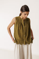 COMBINATION EMBROIDERED TEE