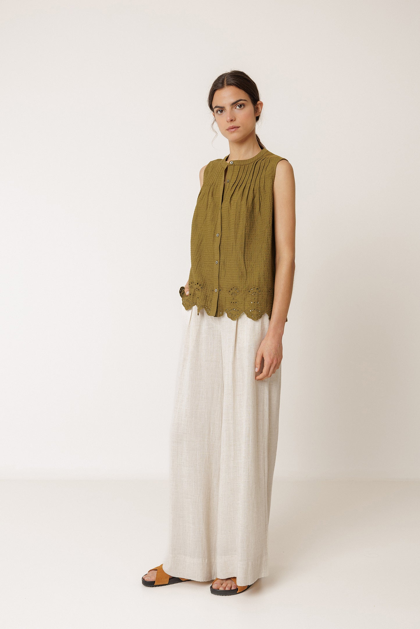 COMBINATION EMBROIDERED TEE