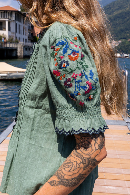 CROSS STICH EMBROIDERED SHIRT 2