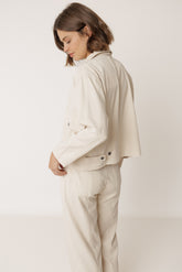 HUNTING JACKET WITH LARGE POCKETS